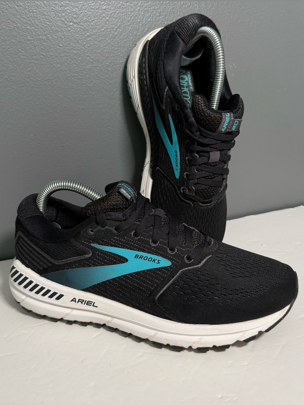Brooks Ariel 20 Shoes Womens 8.5 B Black Blue Running Support Walk Jog Stability